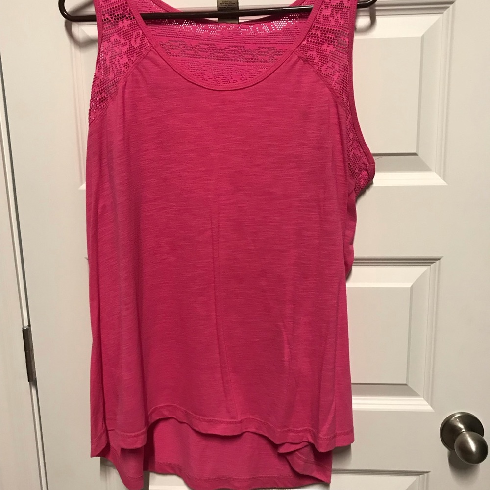 Pink tank top